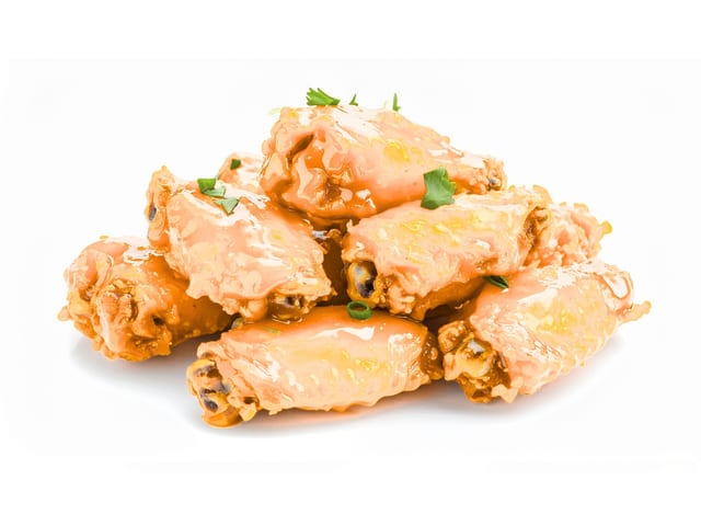 Wings (10pc) w/ fries.